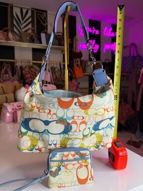 Coach F17423 Optic Signature Butterfly Hobo Bag Wristlet Set Y2K RARE coin pouch